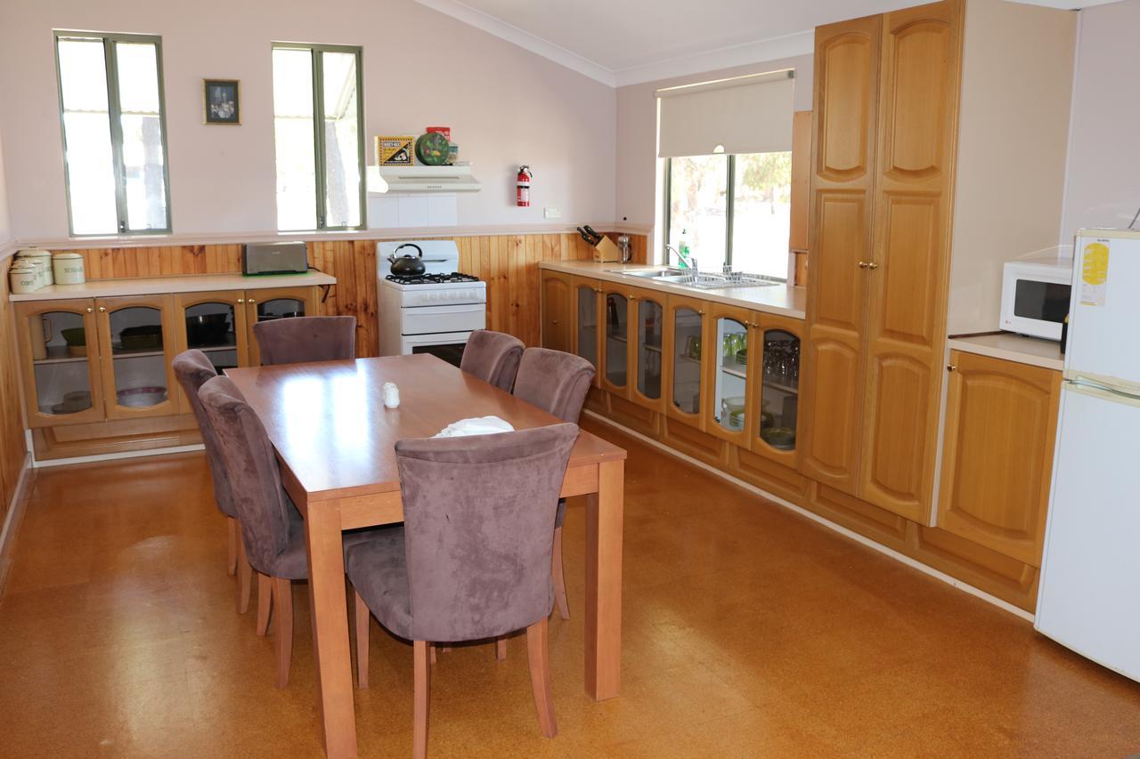 Kendenup Cottages And Lodge المظهر الخارجي الصورة
